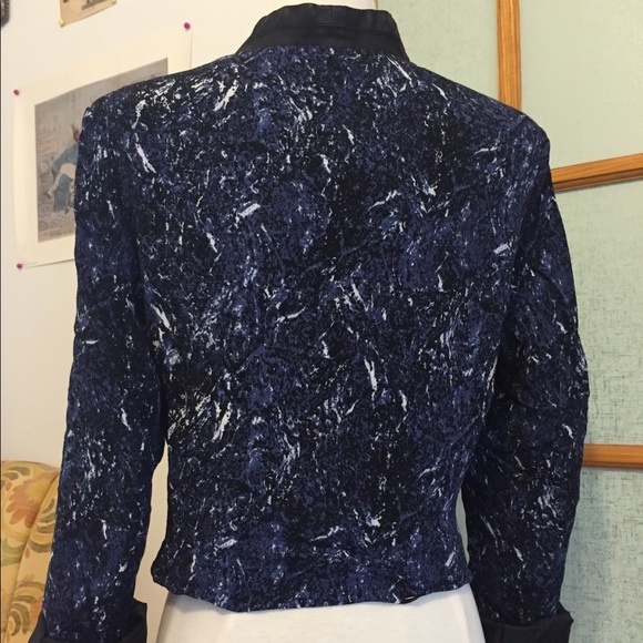 ❌SOLD❌Carmakoma Vegan Leather Psychedelic Swirl Blazer - Picture 9 of 14